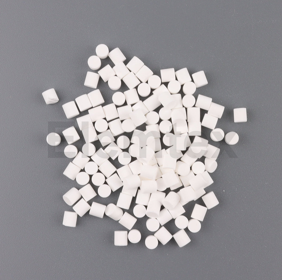 TP5100, Aluminium Oxide Pellets 502-188 200gm
